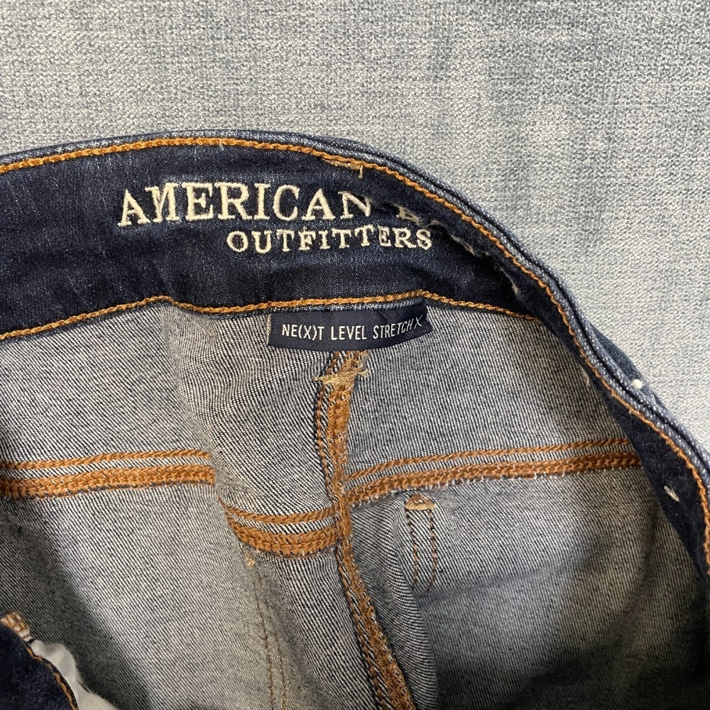 American Eagle Outfitters Next Level Stretch Cut Off Shorts Womens 30 Blue Denim - Picture 5 of 9